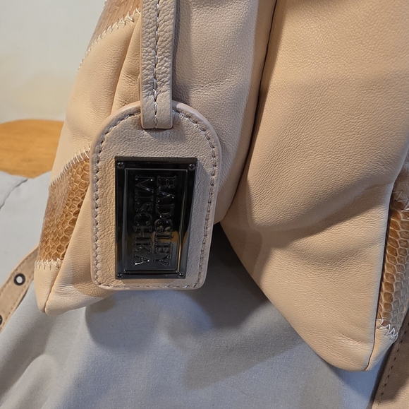 Vintage Badgley Mischka Tan & Gold Chevron Snakeskin Leather Crossbody Bag. NWT - Picture 6 of 15